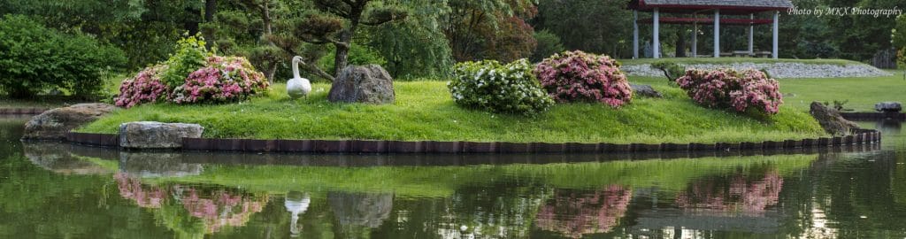 mbg_japanese_garden_panorama_cropped_2000x528