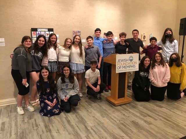 B’nai Tzedek Teens Donate Locally and Overseas